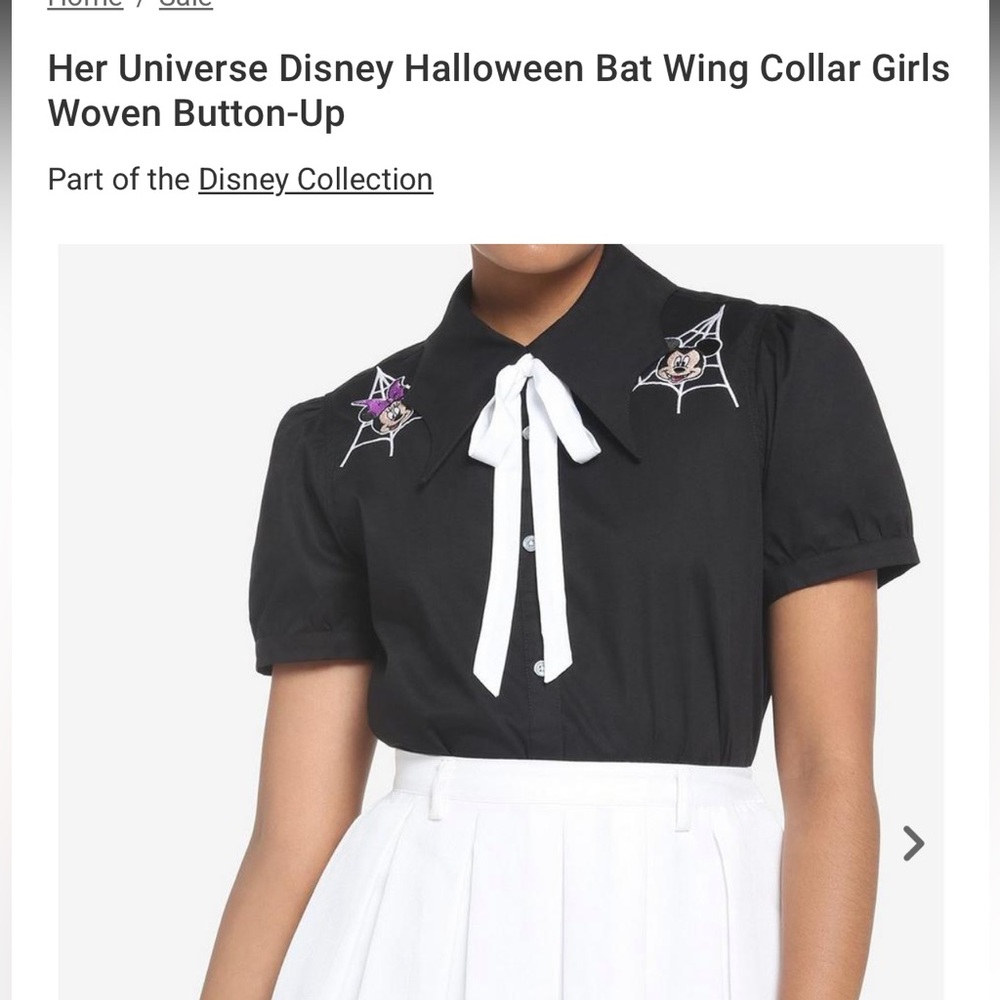 Her Universe Disney Halloween Bat Wing Collar Girls Woven Button-Up